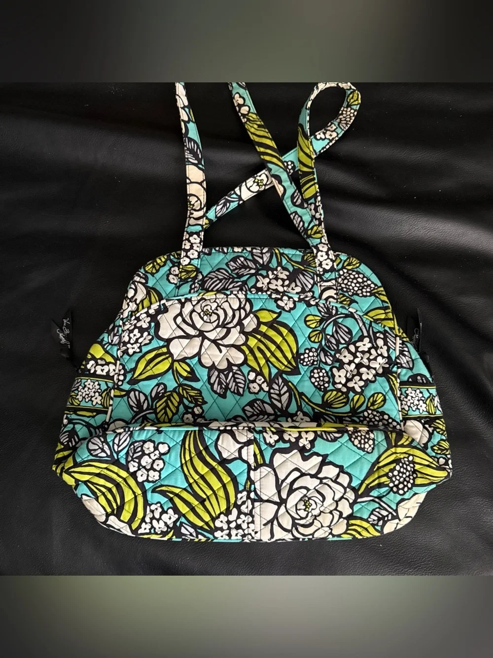 Vera Bradley ISLAND BLOOMS (retired) Sweet Pleat Handbag Purse